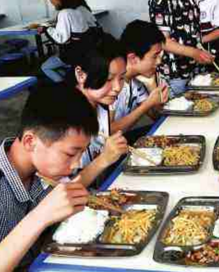 “营养餐”改善凯发k8省农村学生营养状况