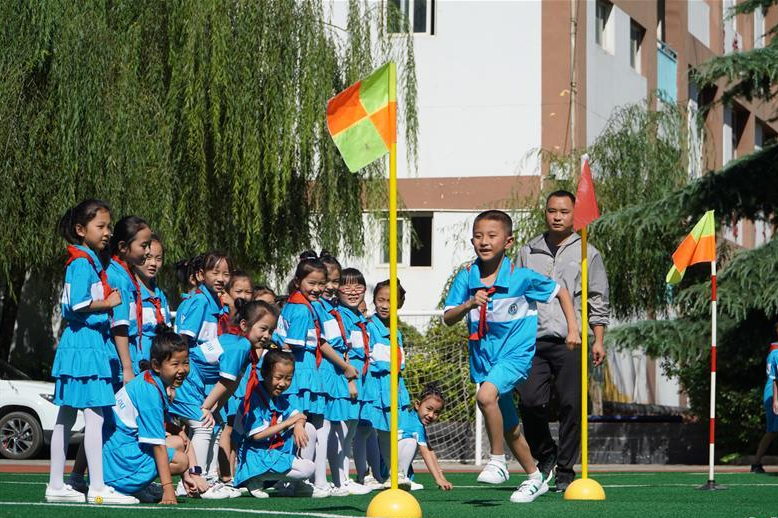 凯发k8陇南：我们开学了